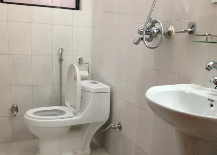 阿瓦隆之家酒店 酒店 2*