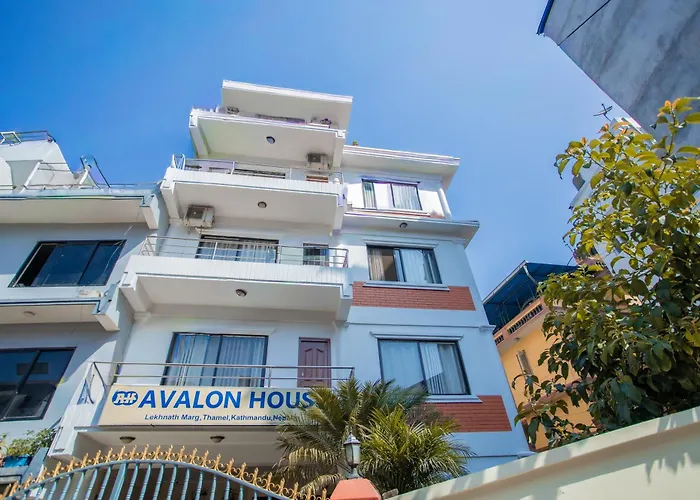 Hotel Avalon House